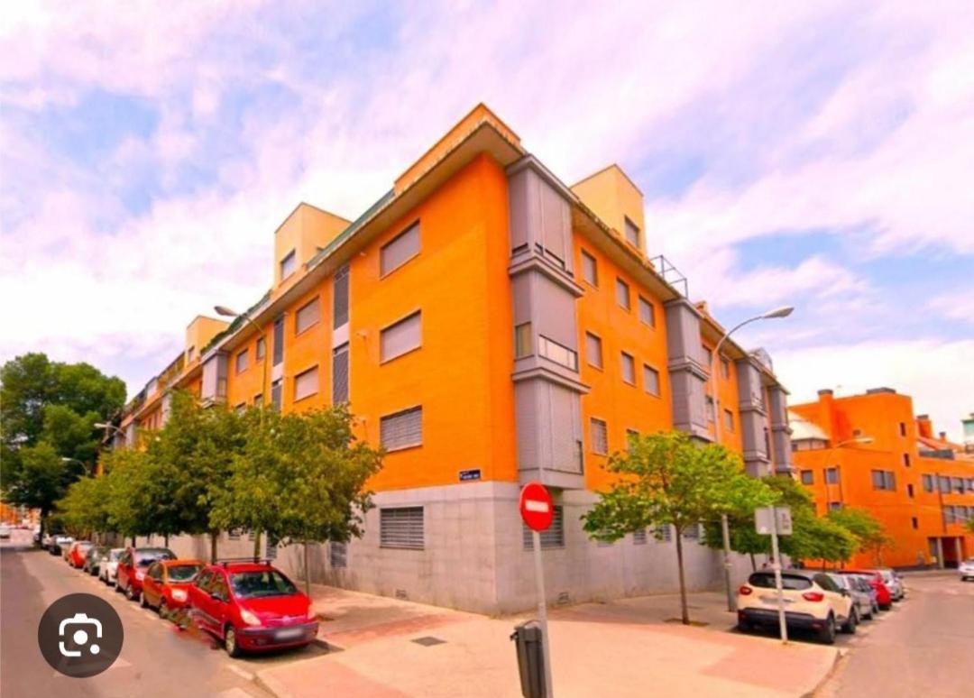 Habitacion Privada En Piso A 10 Minutos De Atocha 马德里 外观 照片